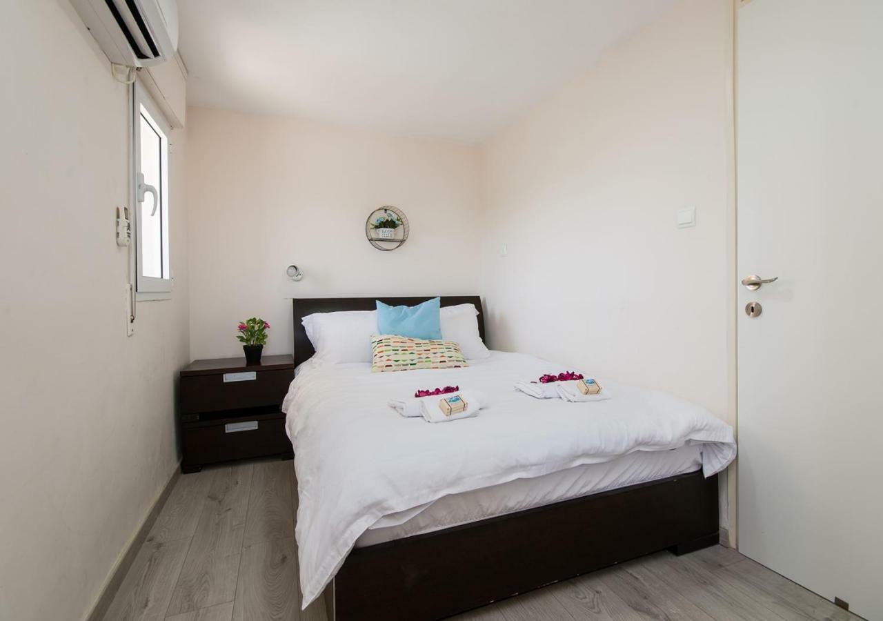 Ha-Aliya Sea View Apartment Nahariya Luaran gambar