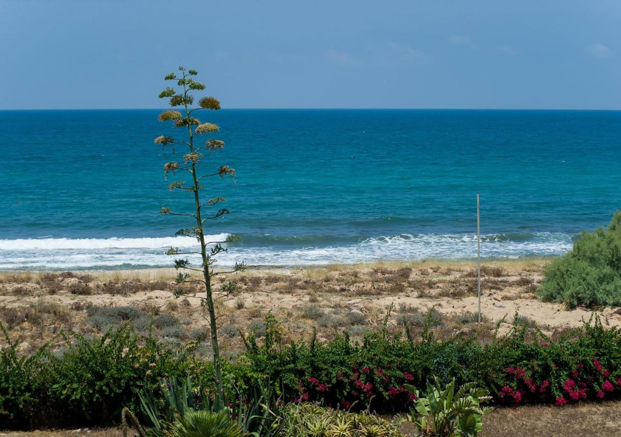 Ha-Aliya Sea View Apartment Nahariya Luaran gambar