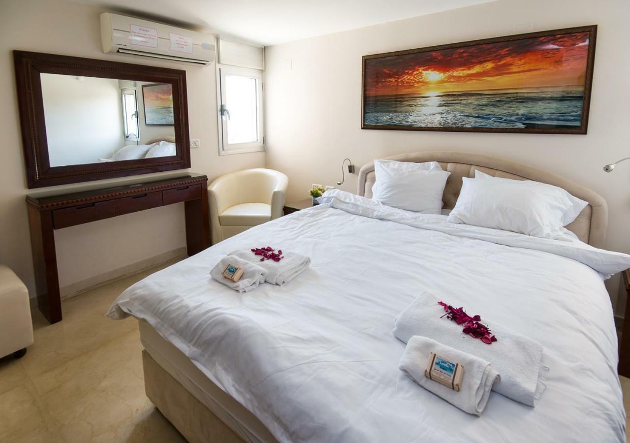 Ha-Aliya Sea View Apartment Nahariya Luaran gambar