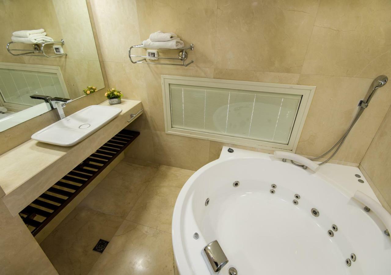 Ha-Aliya Sea View Apartment Nahariya Luaran gambar