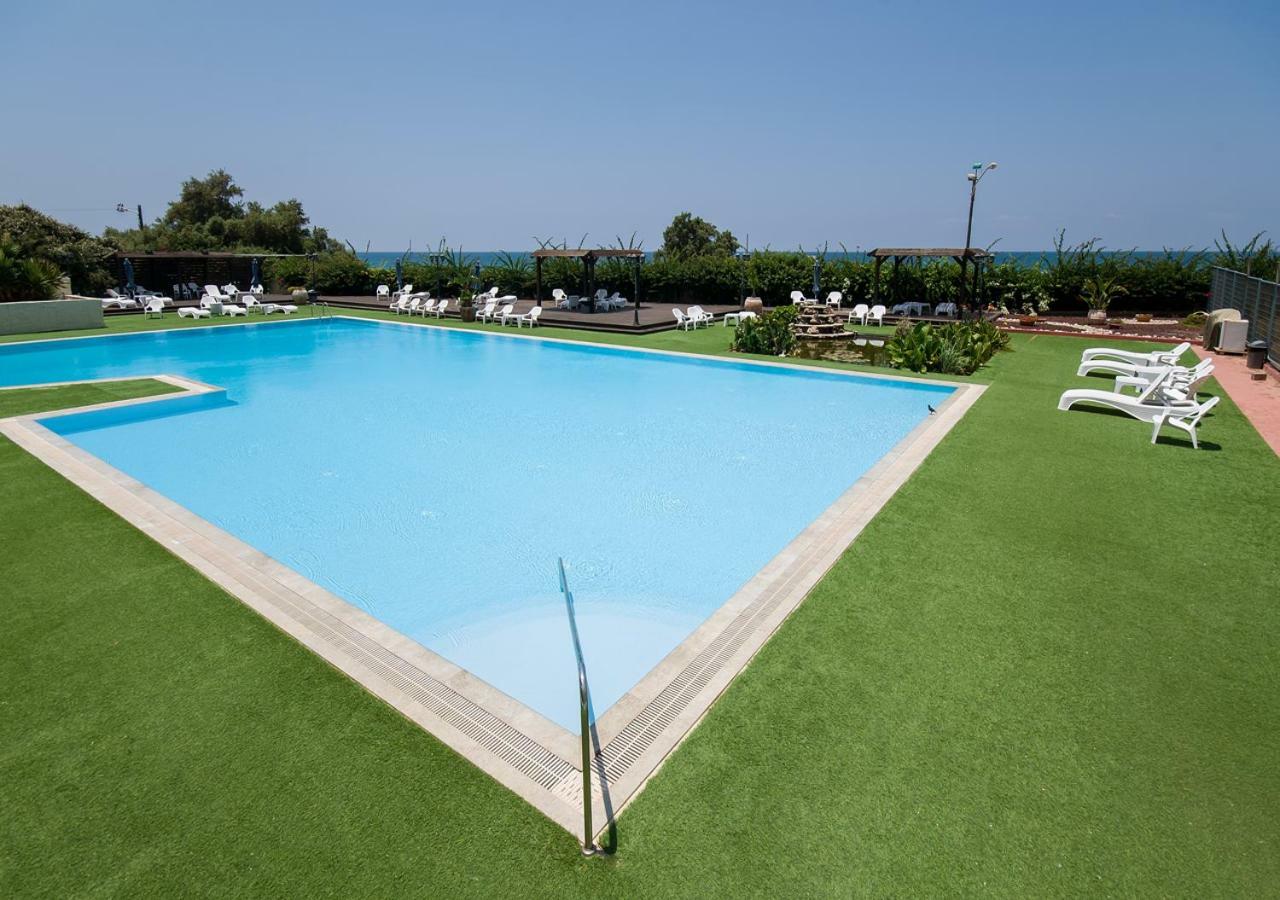 Ha-Aliya Sea View Apartment Nahariya Luaran gambar